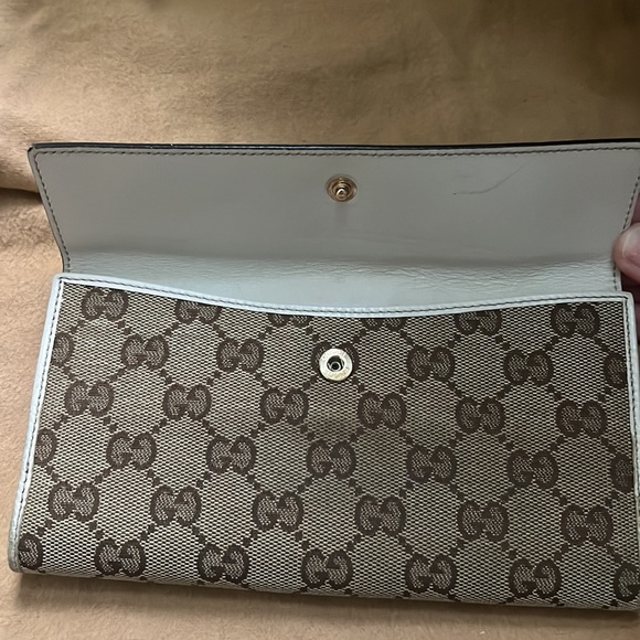 Gucci Wallet - Picture 9 of 16